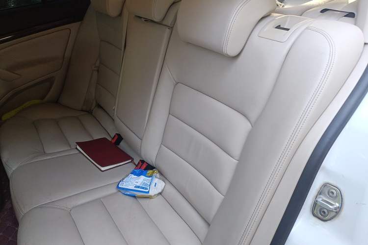 Used Skoda Octavia 2012 1.6L Manual Yijun Edition Left Rear Seat