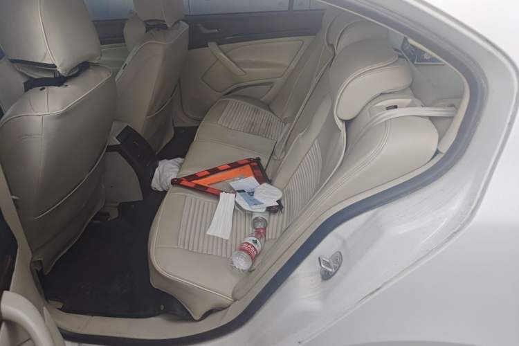 Used Skoda Octavia 2012 1.6L Automatic Yijie Edition Left Rear Seat