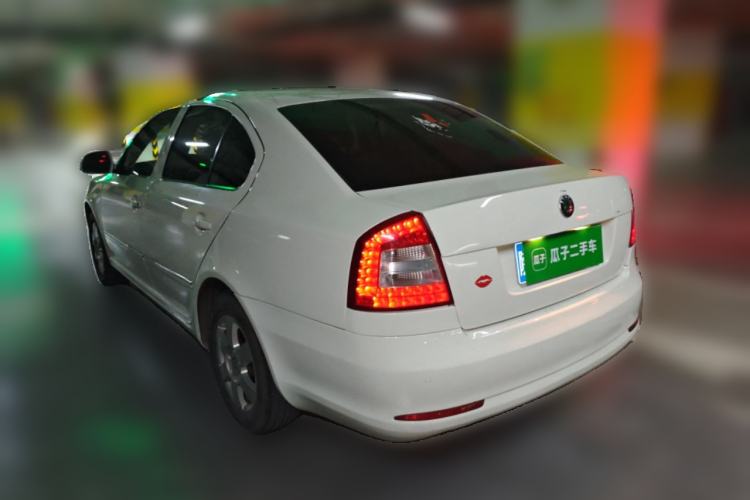 Used Skoda Octavia 2012 1.6L Automatic Yijie Edition Rear Left 45 Deg