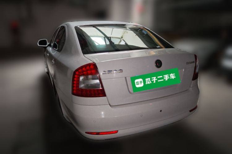 Used Skoda Octavia 2012 1.6L Automatic Yijun Edition Rear Left 45 Deg