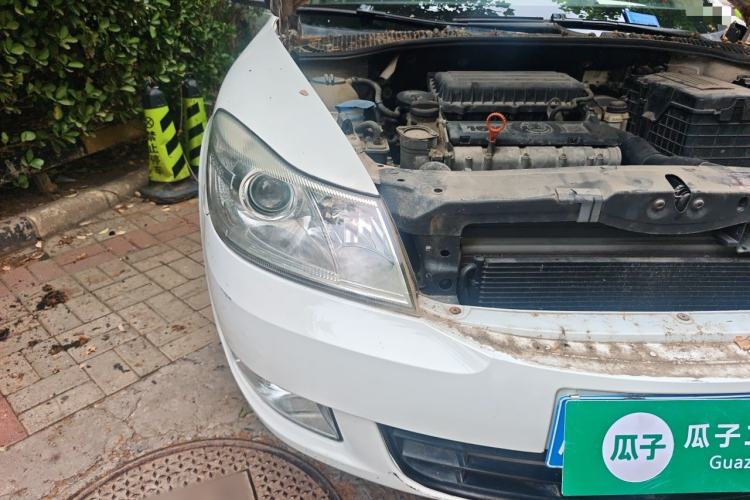 Used Skoda Octavia 2012 1.6L Automatic Yijun Edition Right Front Headlight