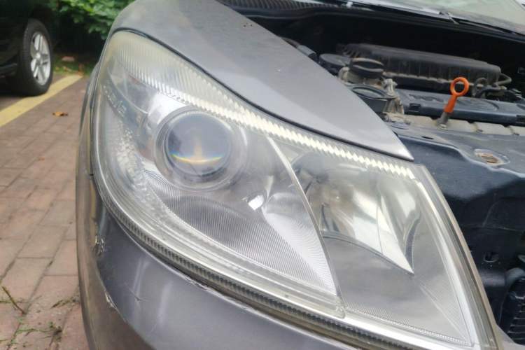 Used Skoda Octavia 2012 1.6L Automatic Yijie Edition Right Front Headlight