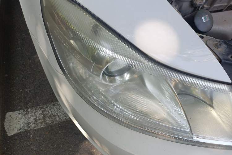 Used Skoda Octavia 2012 1.6L Manual Yijun Edition Right Front Headlight