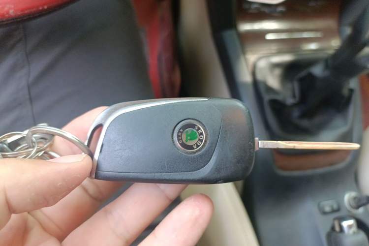 Used Skoda Octavia 2012 1.6L Manual Yijun Edition Vehicle Key