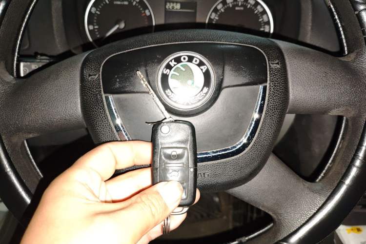 Used Skoda Octavia 2012 1.6L Automatic Yijie Edition Vehicle Key