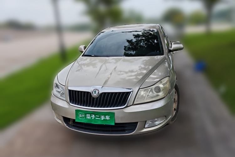 Used Skoda Octavia 2012 1.6L Manual Yijie Edition Front
