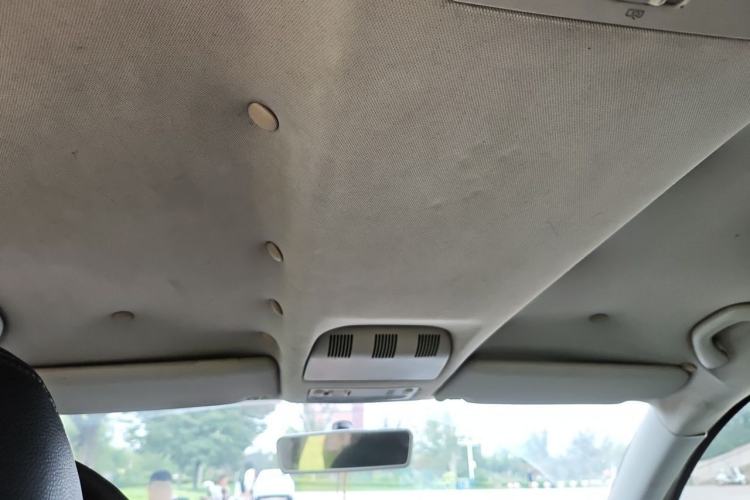 Used Skoda Octavia 2012 1.6L Manual Yijie Edition Headliner