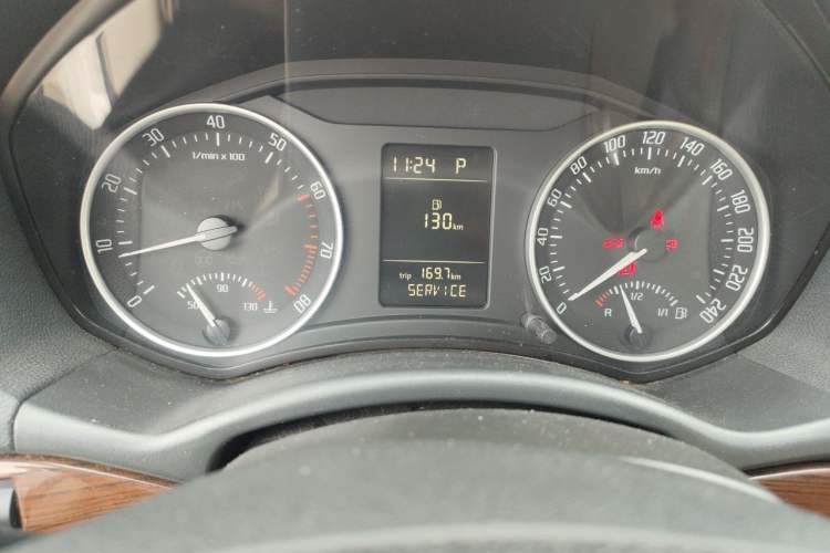 Used Skoda Octavia 2012 1.6L Automatic Yijun Edition Instrument Cluster