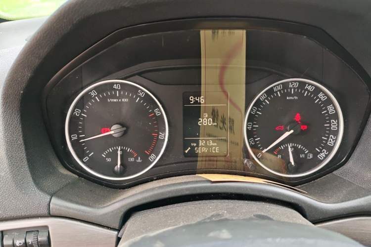 Used Skoda Octavia 2012 1.6L Manual Yijie Edition Instrument Cluster
