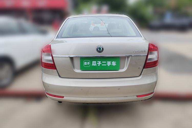 Used Skoda Octavia 2012 1.6L Automatic Yijun Edition Rear