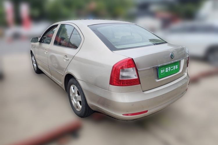 Used Skoda Octavia 2012 1.6L Automatic Yijun Edition Rear Left 45 Deg
