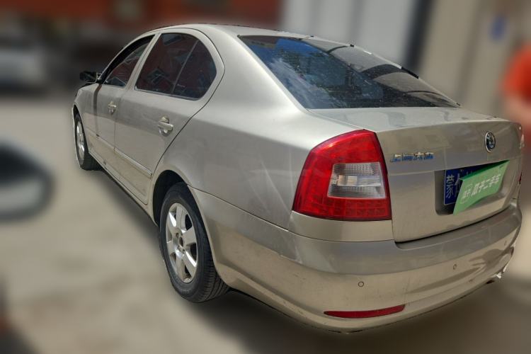 Used Skoda Octavia 2012 1.6L Automatic Yijun Edition Rear Left 45 Deg