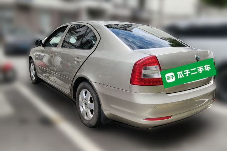 Used Skoda Octavia 2012 1.6L Automatic Yijun Edition Rear Left 45 Deg