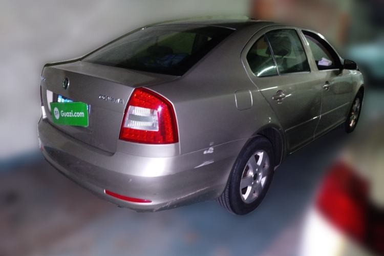 Used Skoda Octavia 2012 1.6L Automatic Yijie Edition Rear Right 45 Deg