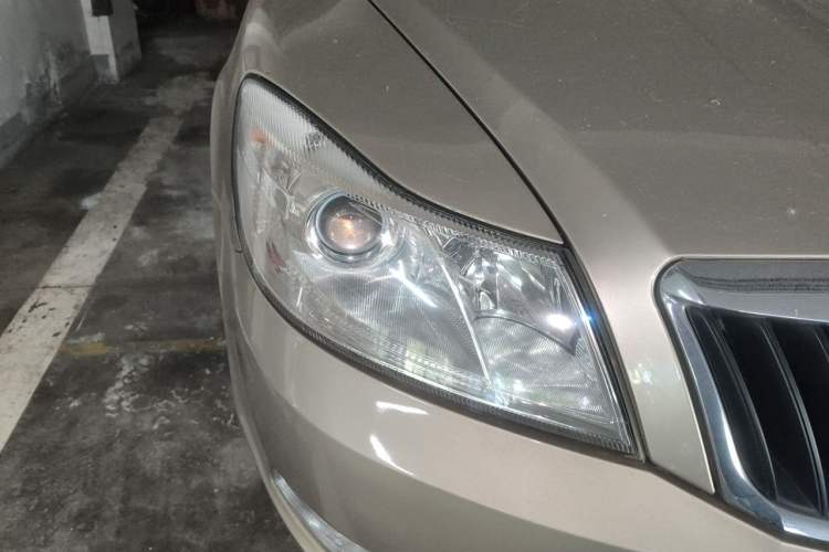 Used Skoda Octavia 2012 1.6L Automatic Yijie Edition Right Front Headlight