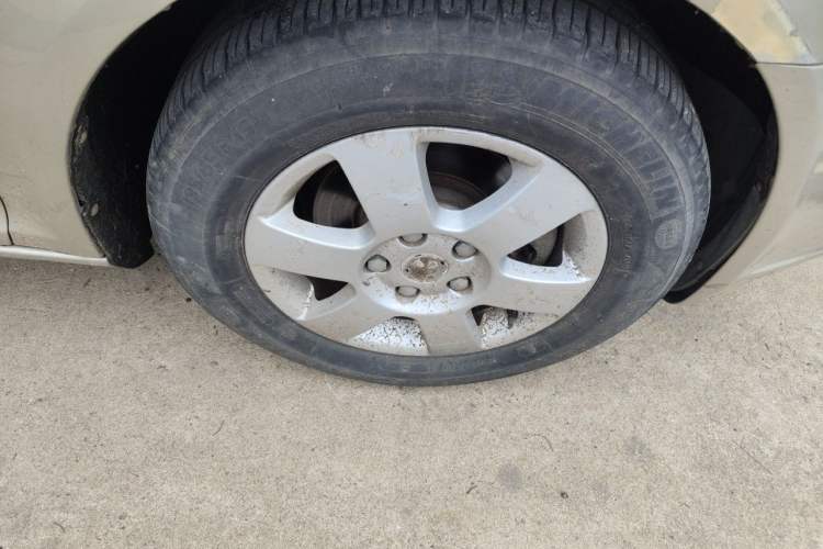 Used Skoda Octavia 2012 1.6L Automatic Yijun Edition Right Front Wheel Hub