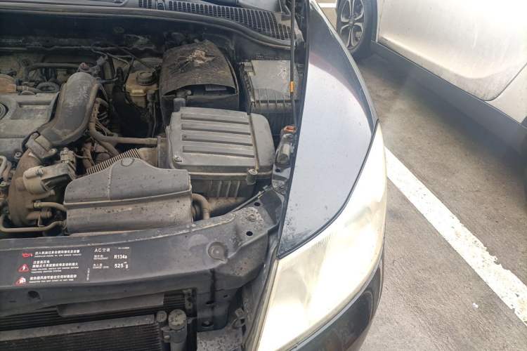 Used Skoda Octavia 2013 1.4TSI DSG Yijun Edition Engine Bay Left