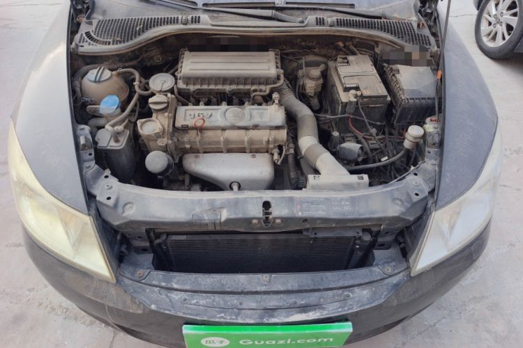 Used Skoda Octavia 2013 1.6L Manual Yijie Edition Engine Bay