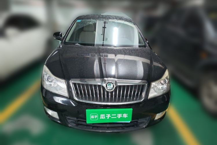 Used Skoda Octavia 2013 1.6L Automatic Yijun Edition Front