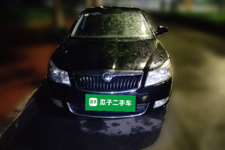 Used Skoda Octavia 2013 1.6L Manual Yijie Edition Front