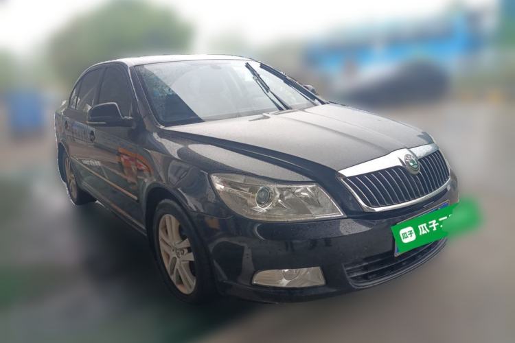 Used Skoda Octavia 2013 1.4TSI DSG Yijun Edition Front Right 45 Deg