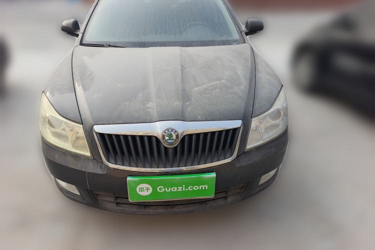 Used Skoda Octavia 2013 1.6L Manual Yijie Edition Front