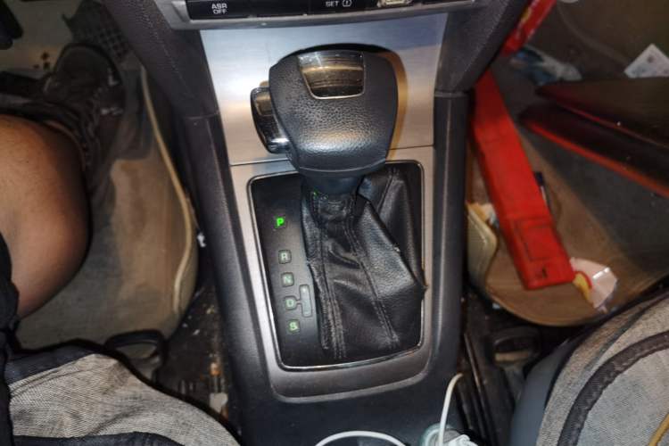 Used Skoda Octavia 2013 1.6L Automatic Yijun Edition Gear Lever