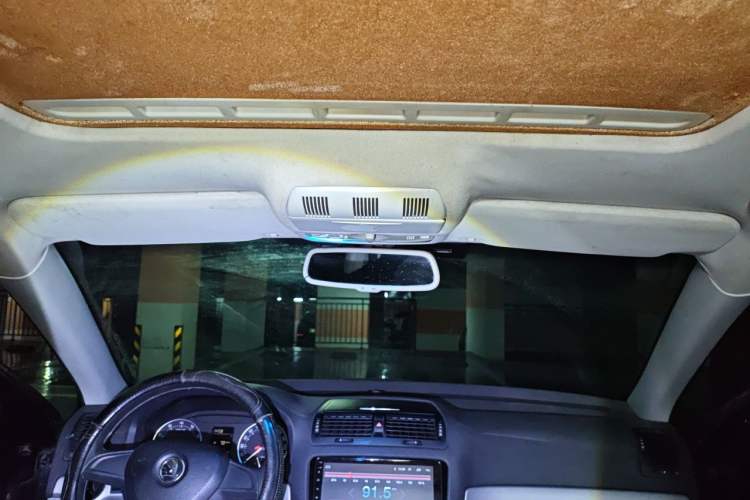 Used Skoda Octavia 2013 1.6L Manual Yijun Edition Headliner
