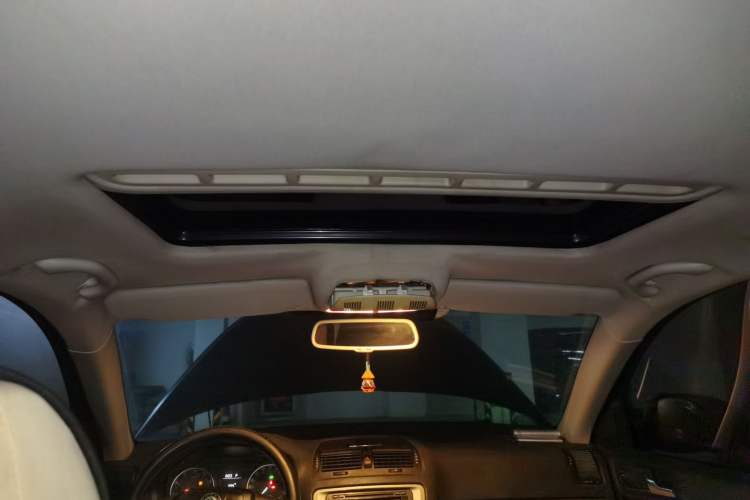 Used Skoda Octavia 2013 1.6L Automatic Yijun Edition Headliner