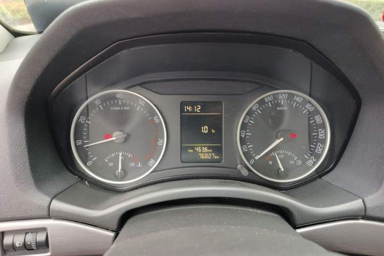 Used Skoda Octavia 2013 1.6L Manual Yijun Edition Instrument Cluster