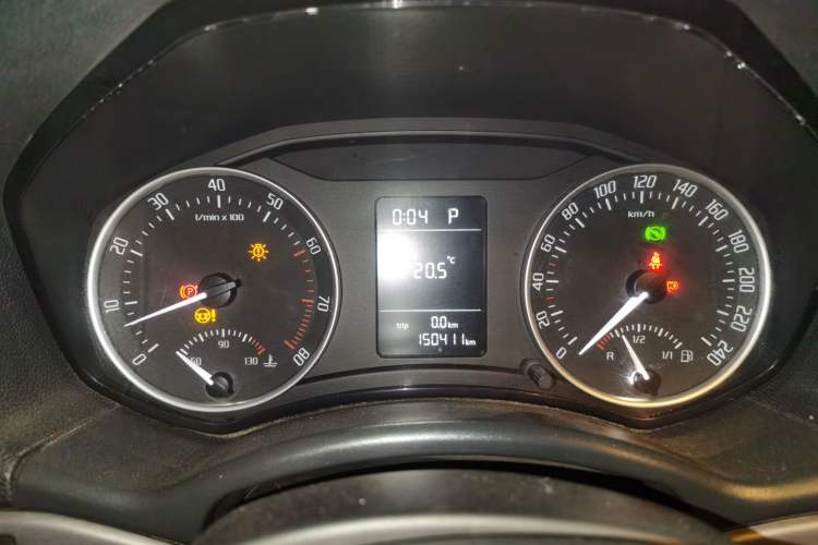 Used Skoda Octavia 2013 1.6L Automatic Yijun Edition Instrument Cluster