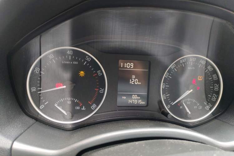 Used Skoda Octavia 2013 1.6L Manual Yijun Edition Instrument Cluster