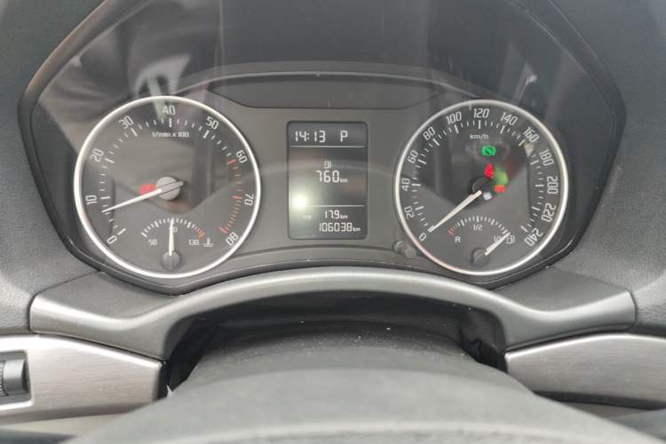 Used Skoda Octavia 2013 2.0L Automatic Yijie Edition Instrument Cluster