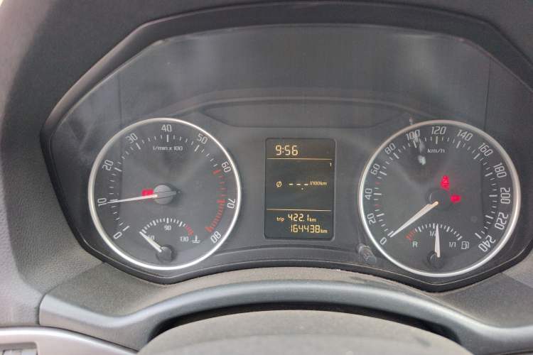 Used Skoda Octavia 2013 1.6L Manual Yijie Edition Instrument Cluster