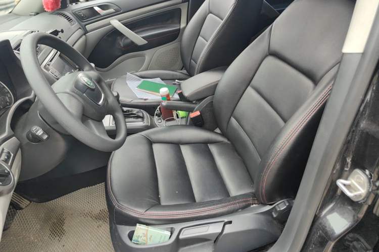 Used Skoda Octavia 2013 2.0L Automatic Yijie Edition Left Front Seat