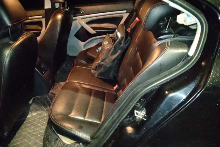 Used Skoda Octavia 2013 1.6L Manual Yijie Edition Left Rear Seat