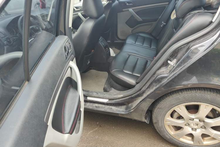 Used Skoda Octavia 2013 2.0L Automatic Yijie Edition Left Rear Seat