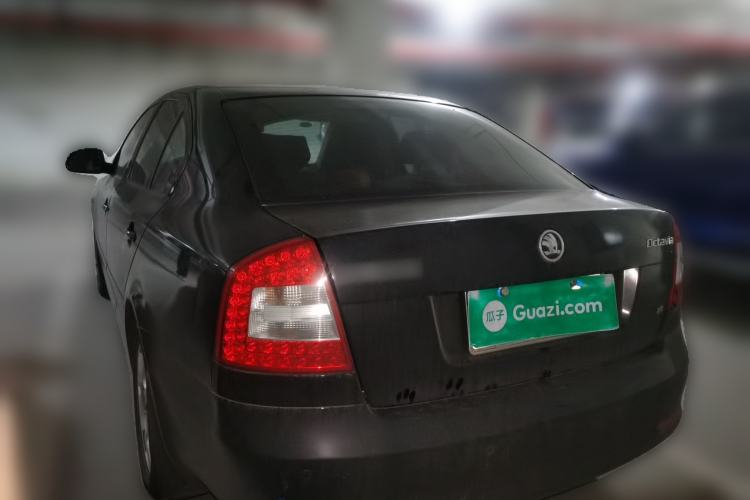 Used Skoda Octavia 2013 1.6L Automatic Yijie Edition Rear