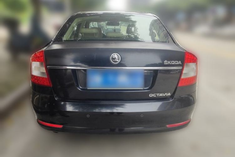 Used Skoda Octavia 2013 1.6L Manual Yijun Edition Rear