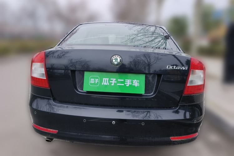 Used Skoda Octavia 2013 1.6L Manual Yijun Edition Rear
