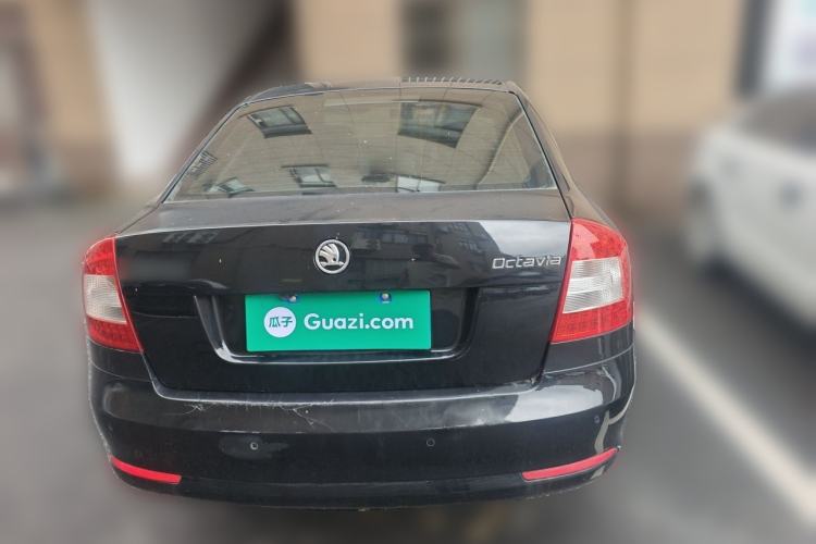 Used Skoda Octavia 2013 1.6L Automatic Yijie Edition Rear