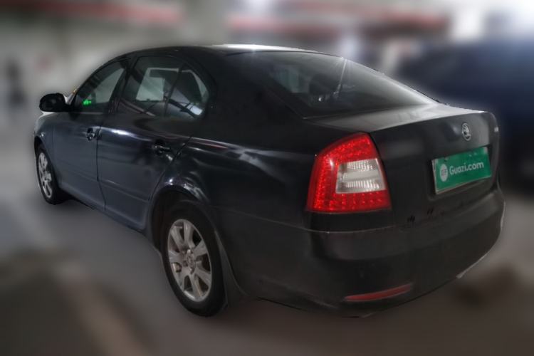 Used Skoda Octavia 2013 1.6L Automatic Yijie Edition Rear Left 45 Deg