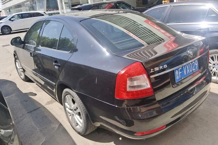 Used Skoda Octavia 2013 1.6L Automatic Yijun Edition Rear Left 45 Deg