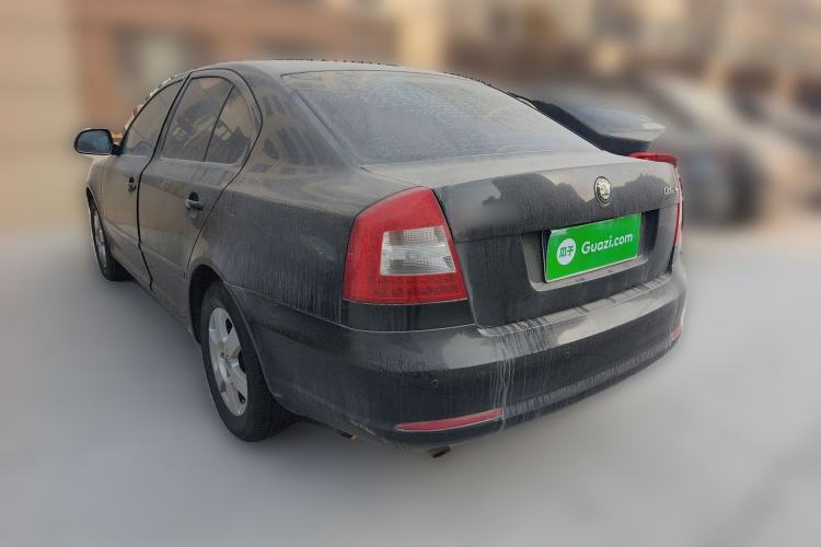 Used Skoda Octavia 2013 1.6L Manual Yijie Edition Rear Left 45 Deg