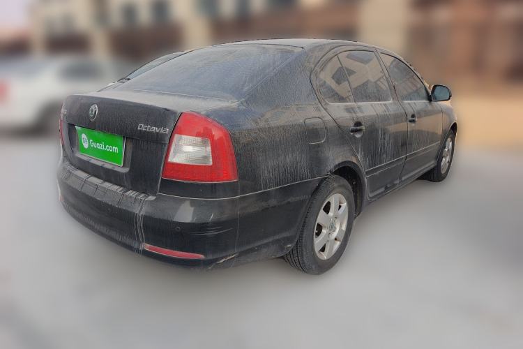 Used Skoda Octavia 2013 1.6L Manual Yijie Edition Rear Right 45 Deg