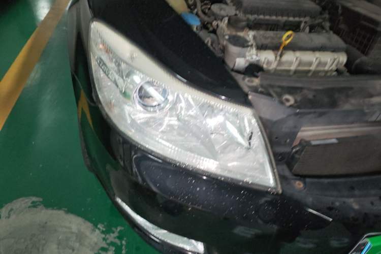 Used Skoda Octavia 2013 1.6L Automatic Yijun Edition Right Front Headlight