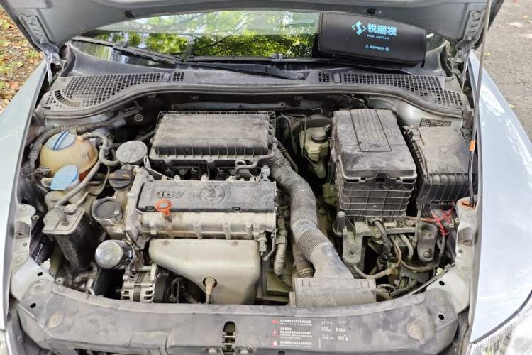 Used Skoda Octavia 2013 1.6L Fifth Anniversary Limited Edition Engine Bay