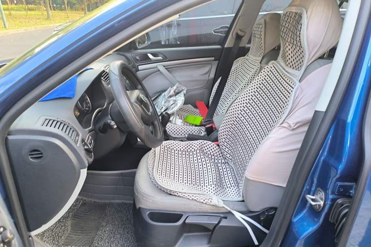 Used Skoda Octavia 2013 1.6L Manual Yijie Edition Left Front Seat