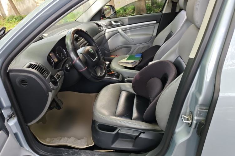 Used Skoda Octavia 2013 1.6L Fifth Anniversary Limited Edition Left Front Seat