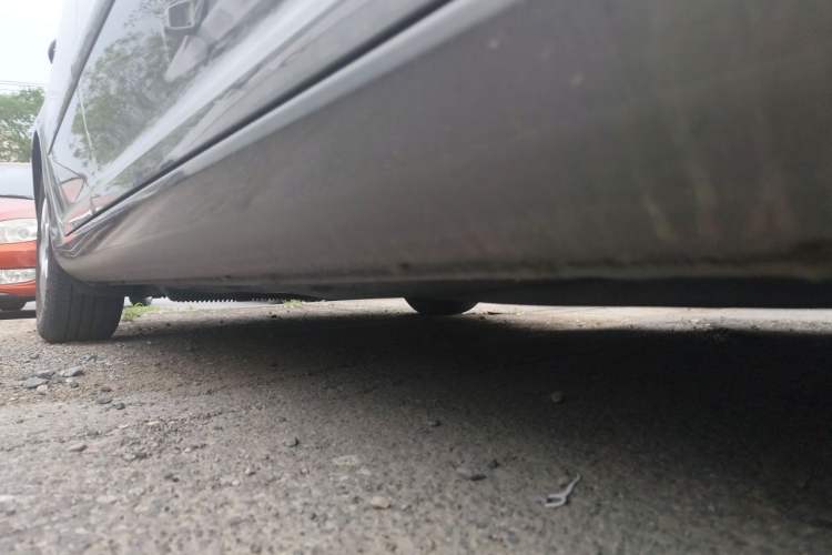 Used Skoda Octavia 2013 1.6L Manual Yijie Edition Chassis Front Right